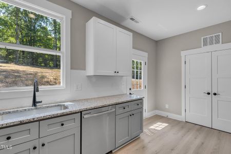 New construction Single-Family house 565 Chartres St, Fuquay Varina, NC 27526 null- photo 19 19