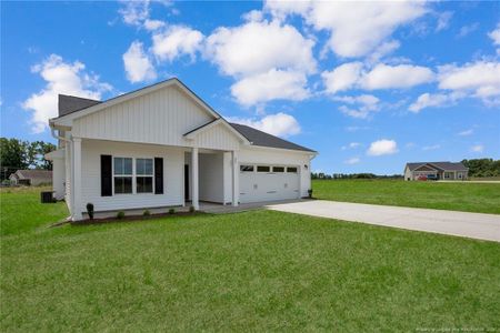 New construction Single-Family house 27 Mabe Rd, Parkton, NC 28371 - image