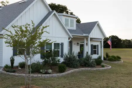 New construction Single-Family house 3705 Nw 31St Ave, Bell, FL 32619 - image