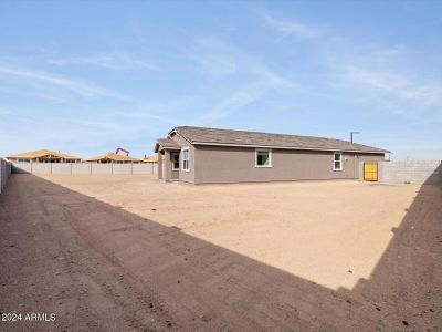 New construction Single-Family house 17583 W Jefferson St, Goodyear, AZ 85338 Onyx - photo 38 38