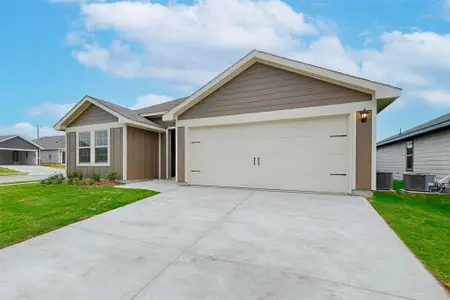 New construction Single-Family house 6118 Boardwalk Ln, Princeton, TX 75407 - image