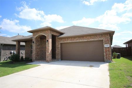 New construction Single-Family house 2405 Moon Ranch Dr, Weatherford, TX 76087 null- photo 2 2