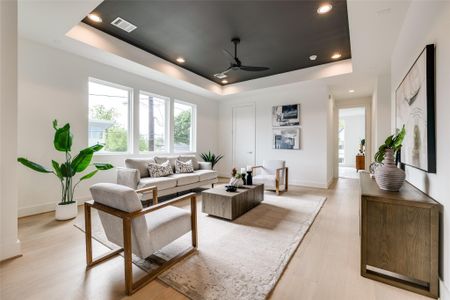 New construction Single-Family house 902 E 25Th St, Houston, TX 77009 - image 14