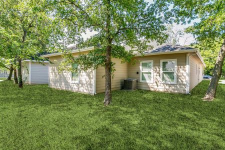 New construction Single-Family house 1108 S Morris St, Gainesville, TX 76240 - image