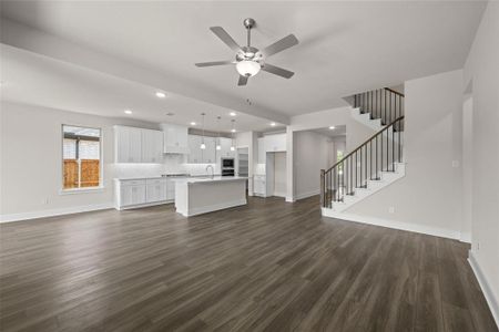 New construction Single-Family house 2458 Pebble Bank Ln, Midlothian, TX 76065 Emery- photo 8 8