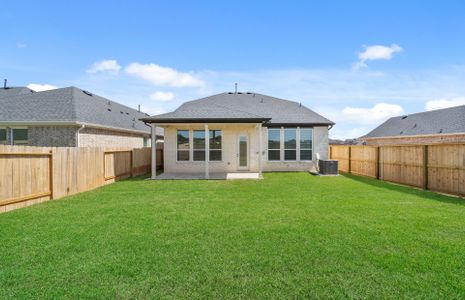 New construction Single-Family house 527 Ruby Bend Ln, Montgomery, TX 77356 Hamilton- photo 19 19