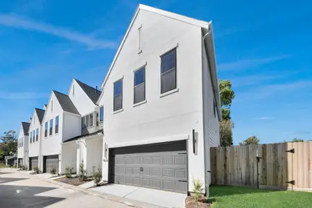 New construction Single-Family house 1422 Caywood Ln, Unit B, Houston, TX 77055 - image