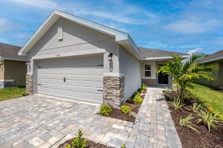 New construction Single-Family house 1173 Canfield Cir, Melbourne, FL 32909 1415- photo 0