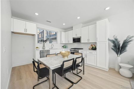 New construction Townhouse house 10 Oneida Ct, Denver, CO 80230 - image 17