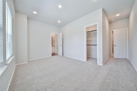 New construction Single-Family house 1410 Glenoaks Dr, Conroe, TX 77385 - image 15