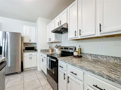 New construction Single-Family house 1304 Berry Ln, Davenport, FL 33837 null- photo 8 8