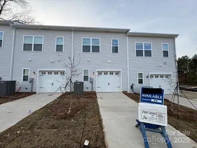 New construction Townhouse house 7110 Galago St, Unit 36, Charlotte, NC 28216 - image