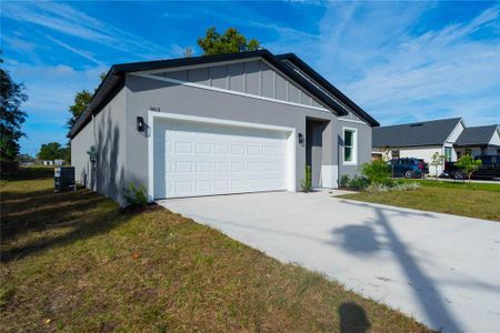 New construction Single-Family house 903 N New Hampshire Ave, Tavares, FL 32778 - image