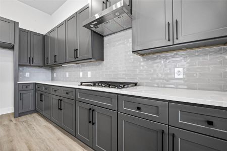 New construction Single-Family house 1107 Wilson St, Houston, TX 77019 - image 13