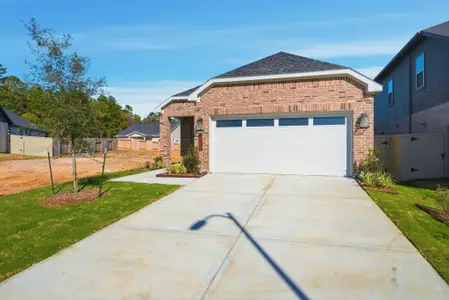 New construction Single-Family house 40530 Tyto Ln, Magnolia, TX 77354 plan Darlington - image