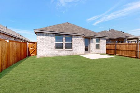 New construction Single-Family house 7325 Spicebush Dr, Denton, TX 76227 plan Boxwood - 30' Smart Series - image