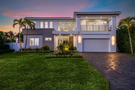 New construction Single-Family house 417 Lake Dr, Delray Beach, FL 33444 - image