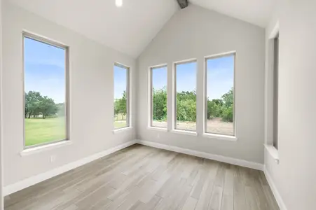 New construction Single-Family house 127 Oak Meadow Ln, Weatherford, TX 76085 plan The Aylin - image 20