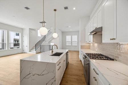New construction Single-Family house 2217 Dennis St, Houston, TX 77004 null- photo 10 10