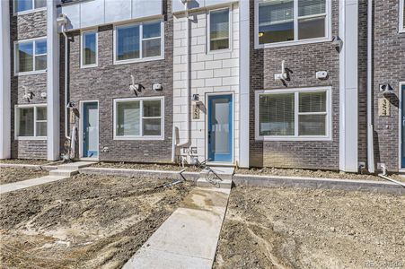 New construction Townhouse house 352 N Geneva St, Aurora, CO 80010 null- photo 0