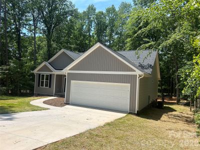 New construction Single-Family house 530 Oakwood Cir, Lexington, NC 27295 - image