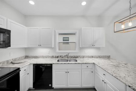 New construction Single-Family house 407 N Dallas St, Rice, TX 75155 null- photo 11 11