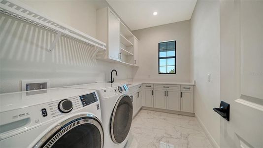 New construction Single-Family house 9410 Bluefin Ter, Bradenton, FL 34209 plan Genoa - image 6