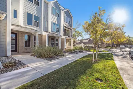 New construction Townhouse house 888 S Valentia St, Unit 102, Bldg 20, Denver, CO 80247 C plan- photo 1 1