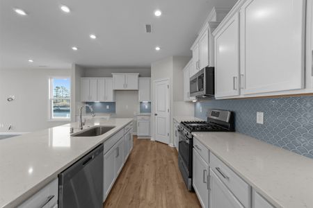 New construction Single-Family house 80 Ballast Pt, Clayton, NC 27520 plan The Holly - image 9