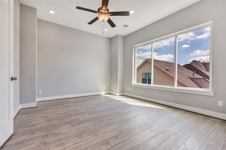 New construction Single-Family house 3008 Bell Street, Houston, TX 77003 - photo 26 26