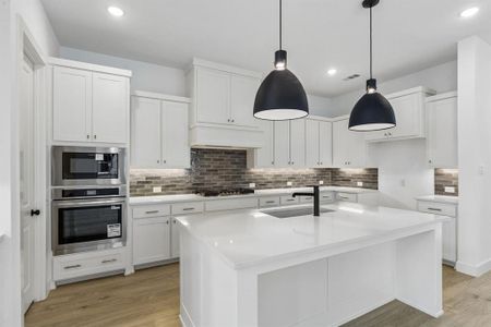 New construction Single-Family house 8943 Battlement Rd, Frisco, TX 75035 plan Rousseau - image 8