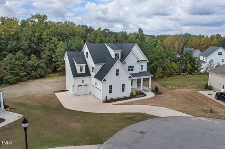 New construction Single-Family house 701 Wilshire View Court, Holly Springs, NC 27526 - photo 43 43