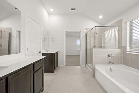 New construction Single-Family house 2641 River Bank Dr, Burleson, TX 76028 plan Hampton II - image 7