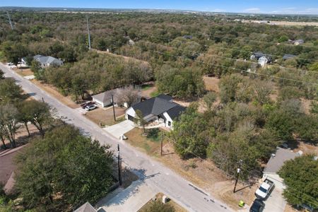 New construction Single-Family house 142 Waikakaaua Dr, Bastrop, TX 78602 null- photo 34 34