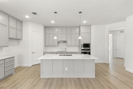 New construction Single-Family house Arlington, TX 76002 plan Lexington - image 8