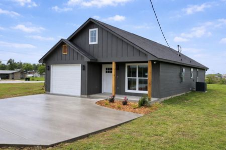 New construction Single-Family house 309 Wheelock St, Franklin, TX 77836 - image