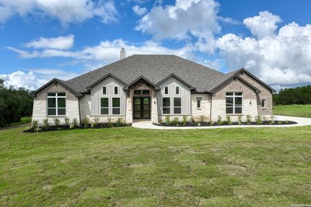 New construction Single-Family house 10679 Chestnut Warbler, New Braunfels, TX 78132 plan Cobe - image