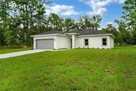 New construction Single-Family house 556 Marion Oaks Pass, Ocala, FL 34473 - image