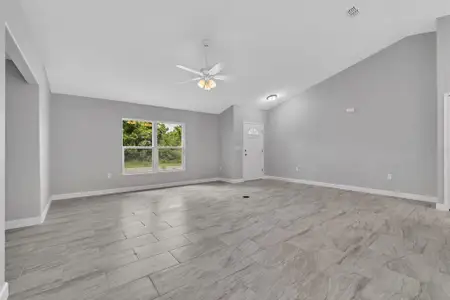 New construction Single-Family house 1329 N Old Mill Dr, Deltona, FL 32725 null- photo 6 6