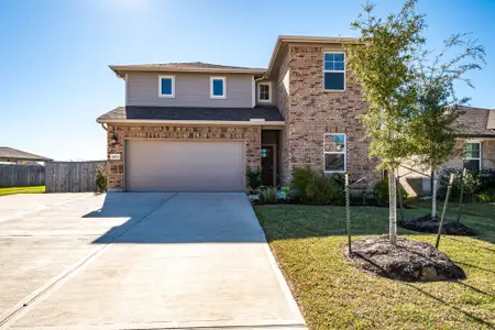 New construction Single-Family house 8603 Treetop Heights Dr, Baytown, TX 77523 plan The Summerfield (865) - image