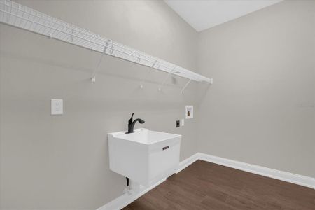 New construction Single-Family house 7895 Lake James Blvd, Lakeland, FL 33810 - image 7