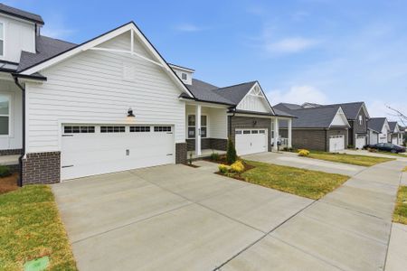 New construction Single-Family house 450 Buckwood Ave, Thompson's Station, TN 37179 plan Magnolia - image