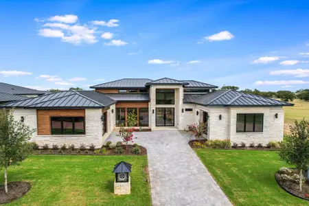 New construction Single-Family house 109 Island Ct, Horseshoe Bay, TX 78657 - image