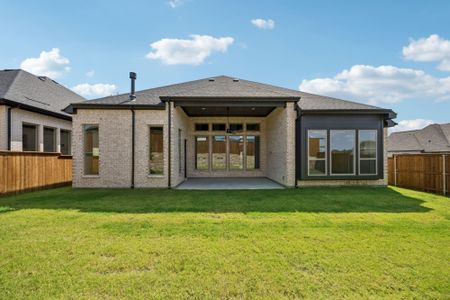 New construction Single-Family house 1904 Greenwich Ln, Celina, TX 75009 plan 5071 - image 4