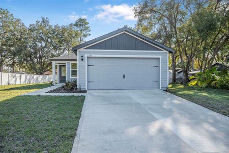 New construction Single-Family house 2373 Weldon Ct, Deltona, FL 32738 - photo 0