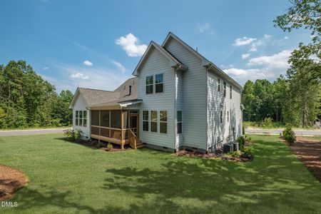 New construction Single-Family house 374 Glade Dr, Aberdeen, NC 28315 - image