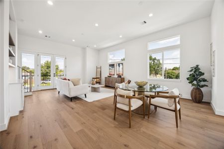 New construction Single-Family house 2814 Mills St, Houston, TX 77026 - image 6