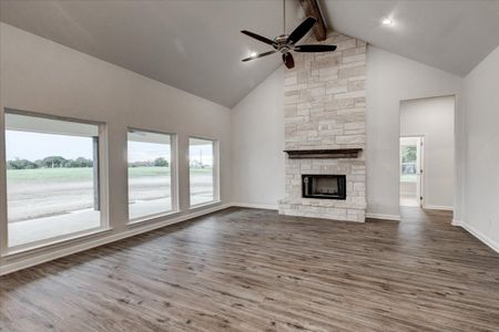New construction Single-Family house 100 Annabel Dr, Paradise, TX 76073 plan The Renner - image 14