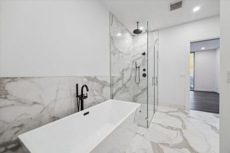 New construction Condo house 1711 Allen Pkwy, Unit 2403, Houston, TX 77019 - image 17