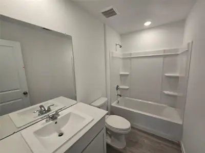 Canterra Creek: Cottage Collection 8